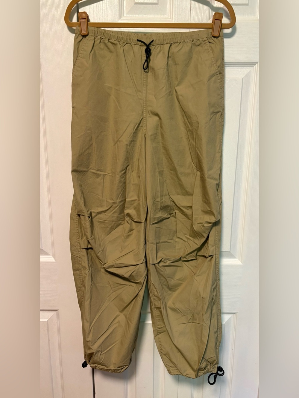 Casual Drawstring Cargo Pants in Khaki